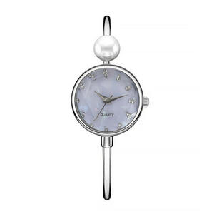 Montre numérique de luxe à cadran nacre dégradé avec alarme pour étudiantes, style coréen simple et individuel, ouvert - Product Image 5