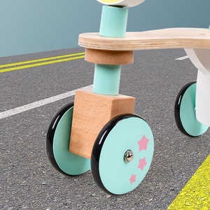 Jouet de marche en <span class=keywords><strong>bois</strong></span> à <span class=keywords><strong>4</strong></span> <span class=keywords><strong>roues</strong></span> pour enfants, chariot de marche en <span class=keywords><strong>bois</strong></span> pour enfants, offre spéciale - Product Image 3
