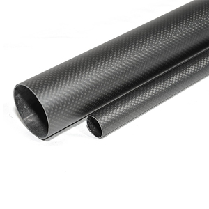 Tubo de fibra de carbono ligero de rendimiento negro para perforar y transportar ideas en equipos deportivos - Product Image 1