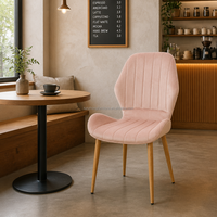 Chaise moderne en velours rose poudré avec cadre en tube de fer épais, base croisée à quatre pieds, stable, pour salle à manger et restaurant