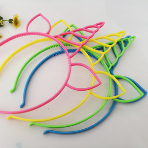 <span class=keywords><strong>Serre</strong></span>-tête <span class=keywords><strong>Licorne</strong></span> Oreilles de Chat pour Filles et Adultes, Accessoire de Fête, Cosplay, Arc-en-ciel Pailleté, en Plastique, Cerceau à Cheveux d'Anniversaire, Couleurs Personnalisables - Product Image 3