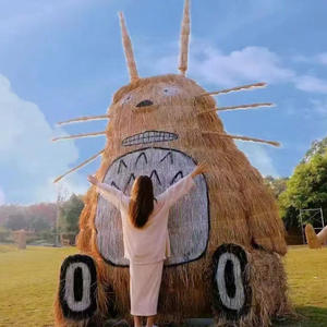 Gran Escultura de Paisaje de Animales Realistas con Diseño de Dibujos Animados para Parques, Adorno Artesanal de Paja con Forma de Espantapájaros, las Novedades Más Recientes en Artesanía de Jiangsu - Product Image 1
