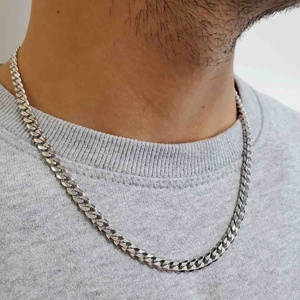 สร้อยคอเงินแท้ 5 มม. ลาย Cuban Link สีทอง  แบบไมอามี่ เงินสเตอร์ลิง 925 สร้อยคอผู้ชาย สไตล์ฮิปฮอป สำหรับสร้อยคอเงินผู้ชาย เครื่องประดับคุณภาพ - Product Image 2