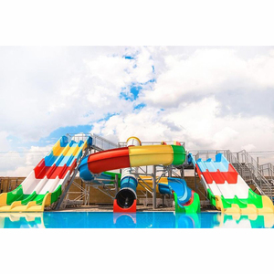 Toboggan aquatique en spirale durable en fibre de verre pour parcs sportifs, idéal pour usage résidentiel ou scolaire – Vente en gros - Product Image 1