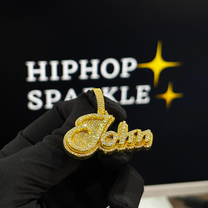 Colgante con Nombre Personalizado John de 1.8 Pulgadas, Chapado en Plata de Ley 925 con Diamantes de Moissanita, Estilo Hip Hop, Lujoso y Personalizado - Product Image 4
