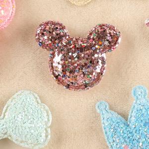 Barrettes en cristal rose <span class=keywords><strong>millénaire</strong></span> patchs personnalisés de haute qualité Clips à nœud scintillant en or rose <span class=keywords><strong>fleur</strong></span> en forme de <span class=keywords><strong>fleur</strong></span> pour chapeaux de bal - Product Image 1