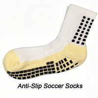 Chaussettes de football sportives axées sur le confort avec tissu chinlon de qualité supérieure, parfaitement ajustées pour les joueurs jeunes et adultes en entraînement