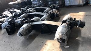 <span class=keywords><strong>Essieu</strong></span> de camion <span class=keywords><strong>remorque</strong></span> robuste 60T 80T 100T, suspension Argo Bogie, <span class=keywords><strong>essieu</strong></span> tandem pendulaire, suspension à poutre de marche <span class=keywords><strong>rigide</strong></span> – Fourniture directe usine - Product Image 6