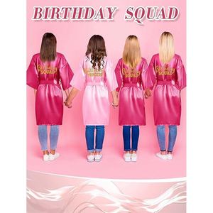 24 piezas de batas para niñas, bolsas de mano, diademas, 6 máscaras, suministros para fiestas de spa para niñas - Product Image 4