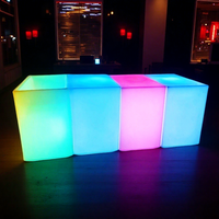 Meja Bar LED Bercahaya Desain Modular Persegi Panjang RGB Rotomolded untuk Klub Malam, Produk Terlaris