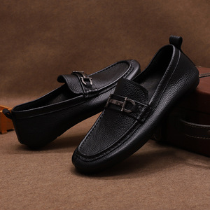 Mocassins en cuir véritable noir à bout rond, à enfiler, semelle extérieure en caoutchouc, confortables, pour hommes, toutes saisons, avec boucle - Product Image 1