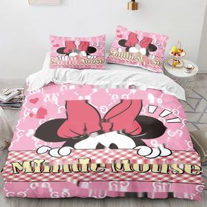 Ensemble de housse de <span class=keywords><strong>couette</strong></span> de lit de personnage d'<span class=keywords><strong>anime</strong></span> à fleurs modernes personnalisées de 3 pièces <span class=keywords><strong>couette</strong></span> en Carton de créateur 3D pour hôtels - Product Image 2