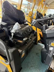 Rodillo Vibratorio XD140VT <span class=keywords><strong>de</strong></span> 4 Toneladas con Certificación CE para <span class=keywords><strong>Alquiler</strong></span> y Uso en Obras Multisitio - Product Image 6