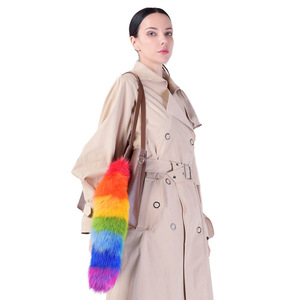 Nouveauté : Porte-clés en fourrure de renard véritable, queue de renard volumineuse de 40 cm, charme pour sac à main, décoration légère, queue de renard naturelle - Product Image 5