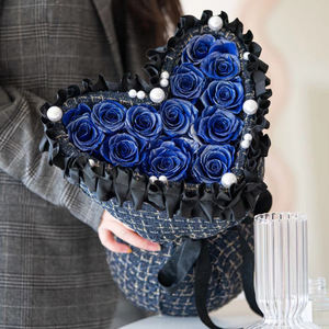 Chine Vente en gros Beauté créative Rose <span class=keywords><strong>éternel</strong></span>le Fleur préservée Cadeaux Mariage Bouquet de fleurs préservées pour filles Dames - Product Image 5