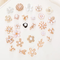 Nouvelle Coque de Téléphone et Accessoires Bijoux en Alliage Électroplaqué DIY Motif Fleur à Cinq Pétales avec Perle Goutte d'Eau