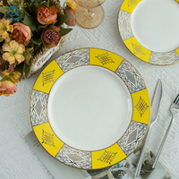 Set Perlengkapan Makan Porselen dan Mangkuk TQ Manufacturers, Set Peralatan Makan Keramik Kreatif Baru, Piring Sajian untuk Hotel