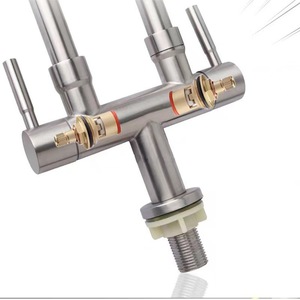 Grifo de Cocina de Acero Inoxidable, Doble Tubo, Doble Manija, Giratorio Universal, Doble Salida - Product Image 4