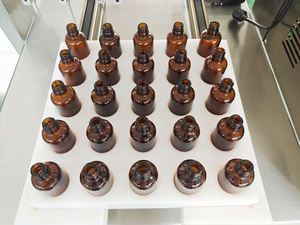 2ml şişeler seramik piston pompası dolum makinesi - Product Image 5