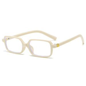 แว่นกันแดดทรงสี่เหลี่ยมแบบใหม่กรอบสีเบจพร้อมเลนส์ UV400แว่นตาแฟชั่นเพื่อความเก๋ไก๋โดยไม่ต้องแต่งหน้า - Product Image 2