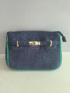 Sac à main en <span class=keywords><strong>tissu</strong></span> éponge de luxe quantité minimale de commande bas femmes pochette éponge avec fourre-tout en <span class=keywords><strong>tissu</strong></span> éponge personnalisé or ou argent avec breloque de sac - Product Image 3