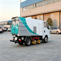 Camion balayeuse routière à essence 4x2 personnalisé avec ensemble supérieur de balayage complet et châssis mini pour l'assainissement