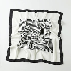 थोक बड़े सैटिन स्कार्फ महिलाओं के लिए कस्टम लोगो डिजिटल प्रिंट लक्जरी नकल रेशम के स्कार्फ - Product Image 6