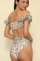 Groothandel Gepersonaliseerde Dames Geometrische Gerimpelde Schouder Puff Sleeve Bandeau Bikini Set Hoge Taille Paisley Bloemendruk Tweedelig