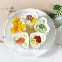 Hartvormige kleine doorzichtige plastic bekertjes, mini dessertbekertjes voor hapjes, puddings, mousse en fruit