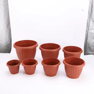 Vendita calda di plastica vivaio a buon mercato semplice fioriera e moderno vaso di fiori in plastica