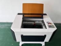 Machine de gravure laser Co2 CNC de bureau Machine de découpe laser Co2 Machine de gravure laser Co2