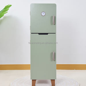 Réfrigérateur en bois vert sauge pour enfants avec horloge intégrée - Réfrigérateur-congélateur Montessori de qualité supérieure à double porte pour jeu d'imitation - Product Image 3