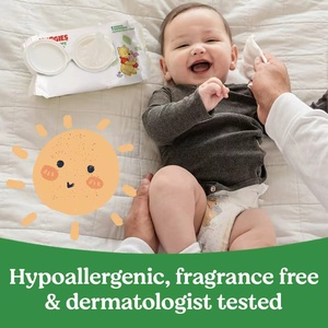 <span class=keywords><strong>Lingettes</strong></span> pour bébé <span class=keywords><strong>Huggies</strong></span> <span class=keywords><strong>Natural</strong></span> <span class=keywords><strong>Care</strong></span> Sensitive non parfumées, hypoallergéniques, 99% d'eau purifiée, 12 paquets à ouverture facile (768 <span class=keywords><strong>lingettes</strong></span> au total) - Product Image 4