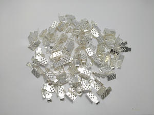 Clip métallique pour chauffage au sol électrique avec vanne de mélange thermostatique - Design moderne et flexible pour usage domestique - Product Image 4