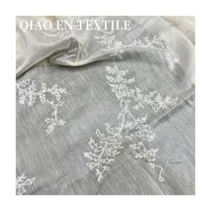 Style Jacquard fait à la main pour Tencel Floral Vine 3D broderie tissu nouveau Style National Semi-<span class=keywords><strong>Transparent</strong></span> hauts gilets ensembles pour - Product Image 5