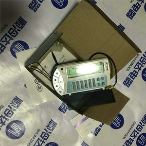 คอนโทรลเลอร์แบบมีสายยอร์ค วายดีซีซี หมายเลขชิ้นส่วน 348304 สำหรับระบบ HVAC - Product Image 5