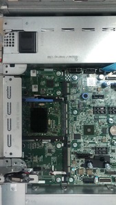 เซิร์ฟเวอร์แร็ค PowerEdge R7525 2U 8Lff พร้อมโปรเซสเซอร์ EPYC 7742 มีสินค้าในสต็อก - Product Image 3