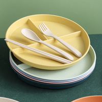Assiette compartimentée en paille de blé personnalisée, design moderne et minimaliste, couleur unie, vaisselle pour enfants