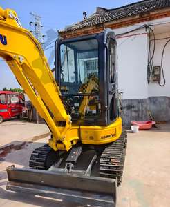 Excavatrice d'occasion Komatsu PC35MR-3 à faible nombre d'heures de fonctionnement, économe en carburant, puissante, idéale pour les projets de rénovation de jardins - Product Image 3