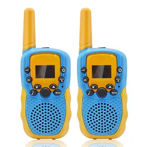 Selieve oyuncaklar için 3-12 yaşında erkek kız, walkie talkie çocuklar için 22 kanal 2 yönlü radyo oyuncak arkadan aydınlatmalı LCD el feneri