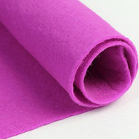 Feutre coloré personnalisable Non-tissé 100% tissu de feutre non tissé perforé par aiguille de polyester