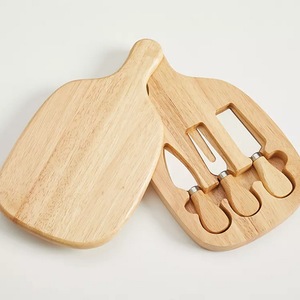 Ensemble de planches à fromage en bambou avec couteau, fourchette et spatule 27,5x15,5x3cm pour servir le fromage et le pain - Product Image 3