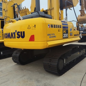 รถขุดตีนตะขาบ Komatsu PC200 มือสอง น้ำหนัก 20 ตัน นำเข้าจากญี่ปุ่น สภาพดี เหมาะสำหรับงานก่อสร้างถนนขนาดกลาง - Product Image 6