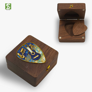 Boîte à médiators en bois vintage en émail cloisonné - Bois de noyer - Product Image 3