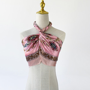 Sciarpa Vintage in seta satinata 90x90cm quadrati leggeri per <span class=keywords><strong>capelli</strong></span> lunghi da donna con motivo personalizzato a molla stile lettera quadrata stampata - Product Image 4