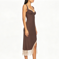 Robe moulante marron pour femme avec empiècements en dentelle, bretelles spaghetti, col en V, taille froncée, ourlet asymétrique, élégante, style Y2K, pour soirées et sorties