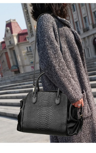 New Fashion Designer Crossbody <b>Bags</b> High Quality Genuine Leather Shoulder Messenger <b>Bag</b> Casual Totes Women Handbags and Purses - Product Image 6