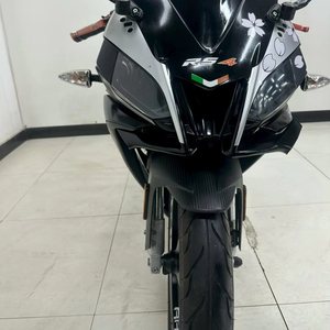Moto de course sportive Apulia GPR150 avec injection électronique et moteur refroidi par eau, moto d'occasion. - Product Image 5