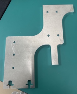 Fabrication sur mesure OEM de pièces métalliques en acier inoxydable pour plaques de base d'équipement par usinage CNC par portique, tolérance stricte - Product Image 6