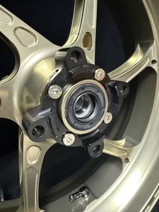 Jantes forgées CNC anodisées KX-001 pour Triumph Street Triple 765, 17x3.5 17x5.5, avant et arrière, en alliage d'aluminium, pour moto naked - Product Image 5